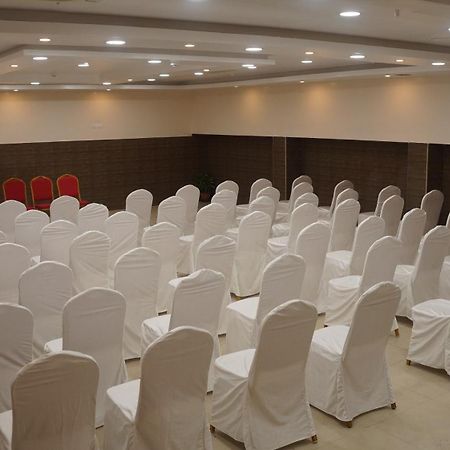 Kani Residency Hotel Tuticorin Exterior photo