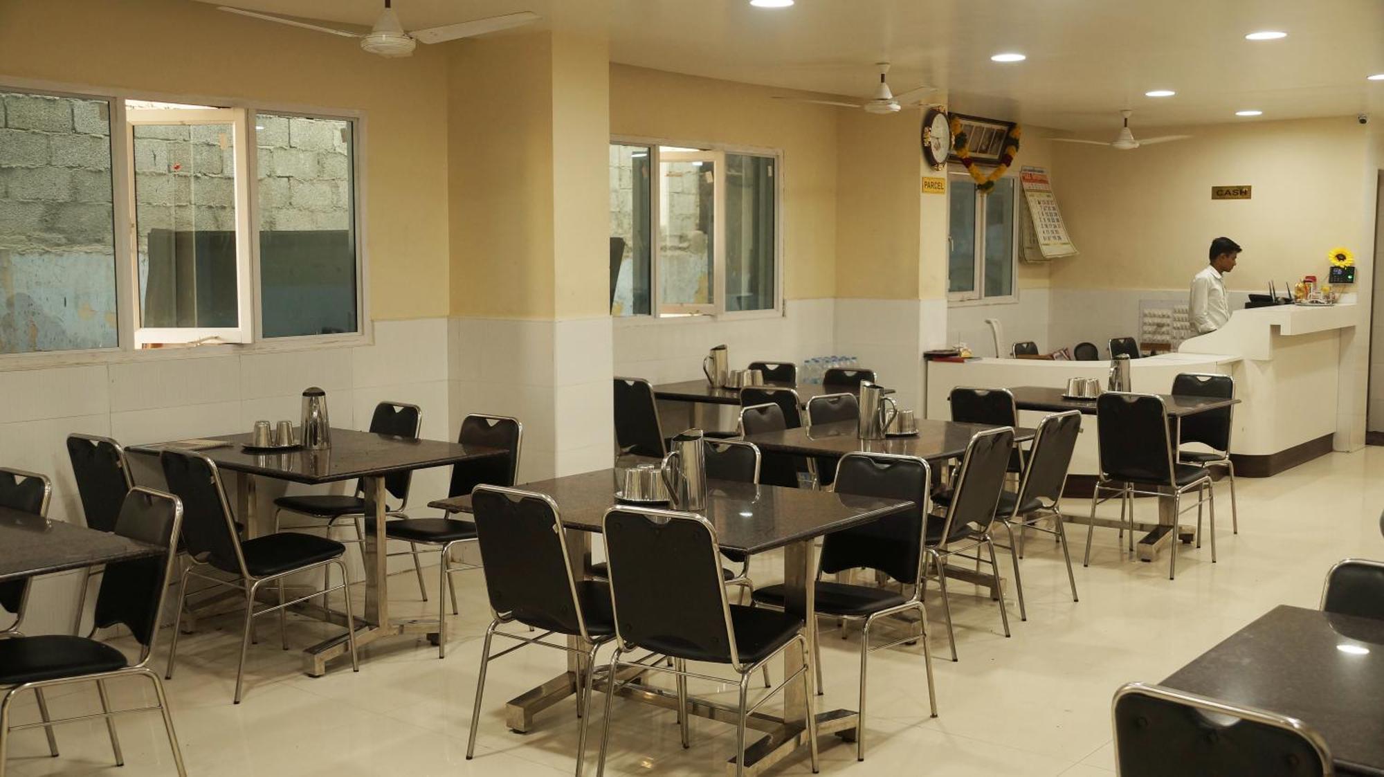 Kani Residency Hotel Tuticorin Exterior photo